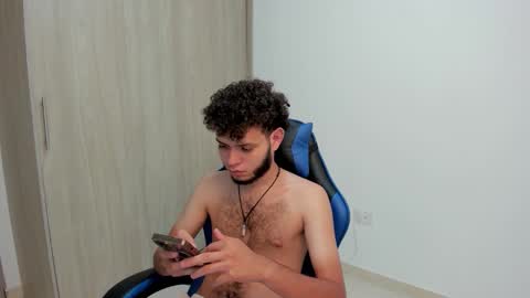 hot bad boy69 online show from March 3, 6:48 pm