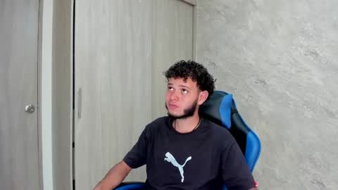 hot bad boy69 online show from April 14, 8:23 pm