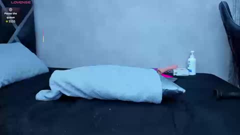 hot boy 04 online show from September 11, 3:02 pm