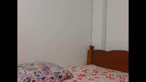 hot_chiqqq online show from January 9, 2:55 pm