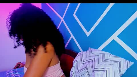 Hot Couple online show from September 24, 9:05 am