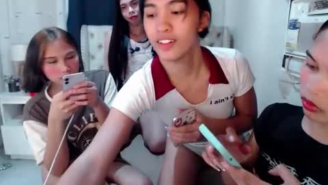 Snapshot of hot_falling_devilxx chatting on January 21, 2:59 pm online show from January 21, 2:59 pm