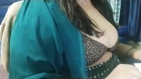 Kanika online show from October 4, 6:17 pm
