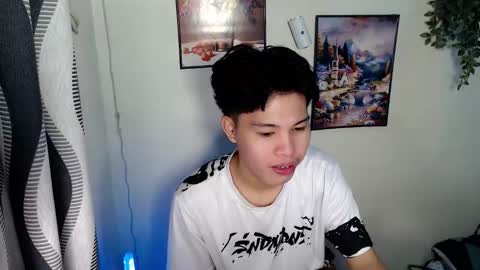 mark online show from March 25, 2:46 pm