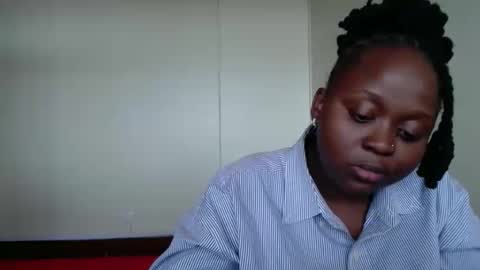 Linah online show from November 30, 11:39 am