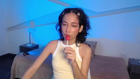 Alana online show from December 21, 9:54 pm