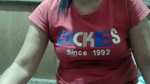 Snapshot of hot_mama09 chatting on February 25, 9:53 am hotmama online show from February 25, 9:53 am