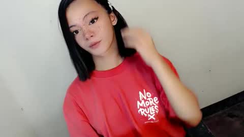 SWEET AGATHA online show from October 9, 7:14 am