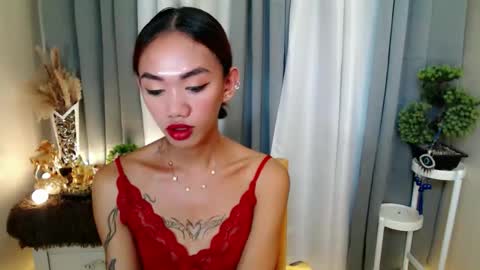 hot_petit69 online show from February 7, 2:47 am