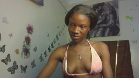 hot petite100 online show from November 17, 9:39 pm