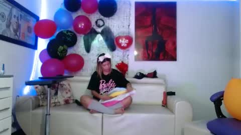 hot sexy bunny online show from November 5, 2:52 pm