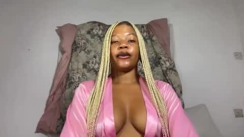 Stella online show from March 21, 10:57 pm