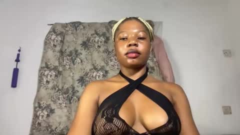 Stella online show from March 20, 1:54 am