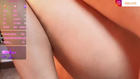 Alana online show from November 8, 4:21 pm