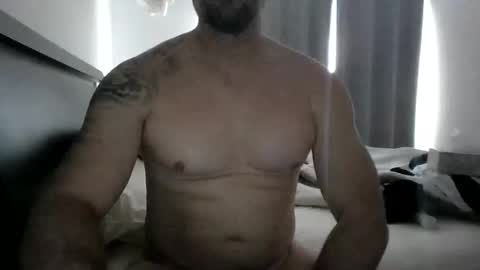 hotandhard123321 online show from May 4, 5:08 pm