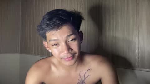 hotasian_jerome online show from April 16, 12:38 pm