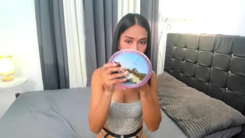 hotasianladysofia online show from November 4, 7:42 am