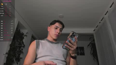 Andrew xdres08 online show from October 19, 12:26 am