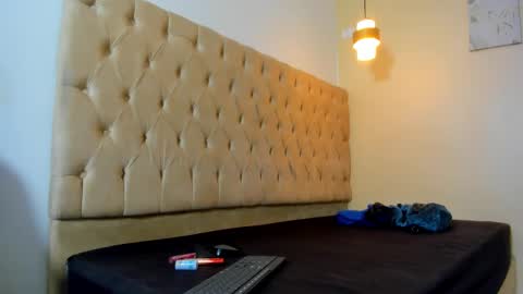 hotblosson online show from October 31, 3:45 pm