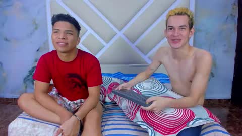 DANIEL AND KEVIN online show from November 8, 7:00 am