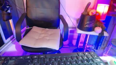 hotbritneyxx online show from February 26, 1:46 am