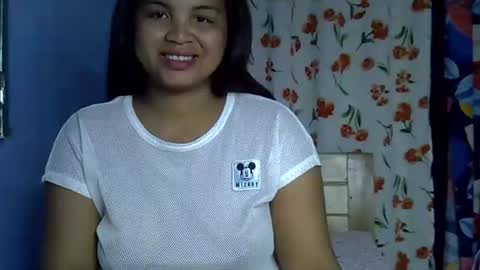 hotcelici online show from October 7, 7:59 am