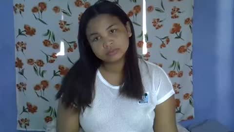 hotcelici online show from October 31, 7:20 am