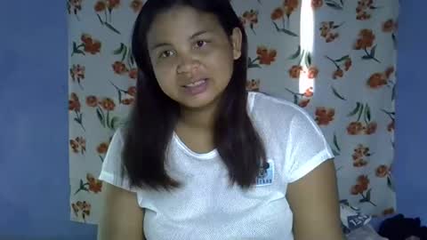 hotcelici online show from November 7, 8:06 am