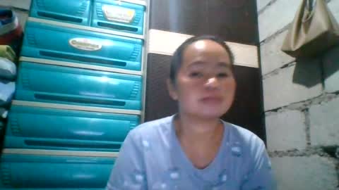 hotchicks4uxx online show from August 9, 2:32 am