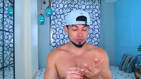 Hussain   aaron and Ekko online show from January 6, 1:26 pm