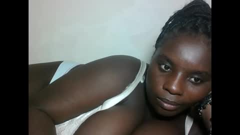 EBBY online show from October 26, 5:12 pm