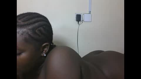 EBBY online show from December 30, 10:12 pm