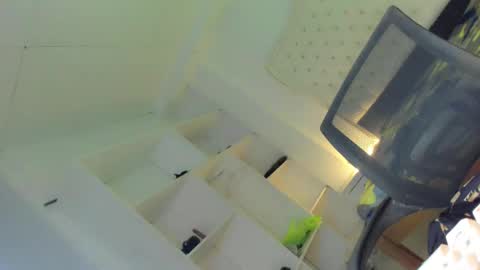 Angel online show from February 12, 6:40 am