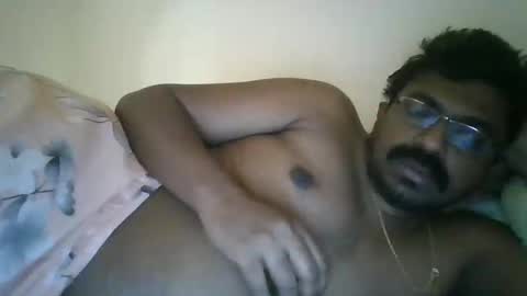 Snapshot of hotgluteus4321 chatting on January 14, 11:10 am hotgluteus4321 online show from January 14, 11:10 am