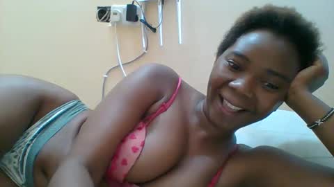 Snapshot of hotgodees chatting on September 15, 8:38 am Queen online show from September 15, 8:38 am