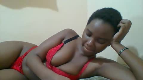 Snapshot of hotgodees chatting on February 15, 3:39 pm Queen online show from February 15, 3:39 pm