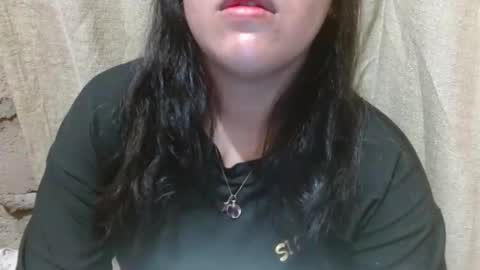 hotiemorenagurl18 online show from October 5, 5:27 am