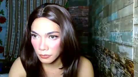 Snapshot of hotjazmine4u chatting on December 4, 9:45 am Princess Jazmine online show from December 4, 9:45 am