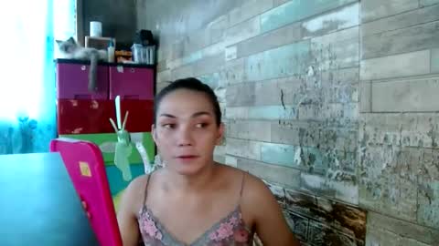 Snapshot of hotjazmine4u chatting on October 20, 2:05 am Princess Jazmine online show from October 20, 2:05 am