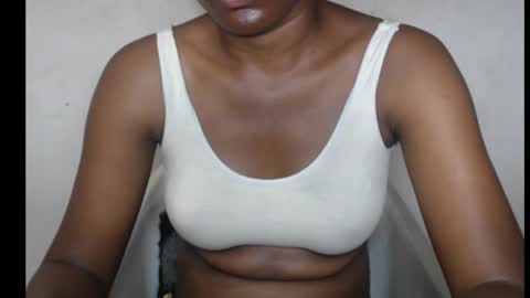 hotjessie0 online show from October 3, 9:06 am