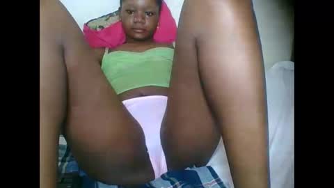 Snapshot of hotjeylee chatting on September 18, 10:19 am LOYCE online show from September 18, 10:19 am