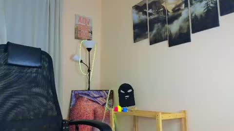Allison  online show from July 23, 1:58 am