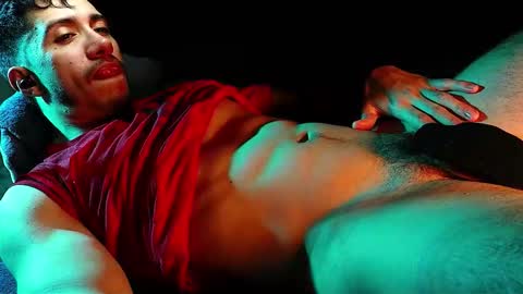 Hotlatinking online show from October 26, 1:39 am