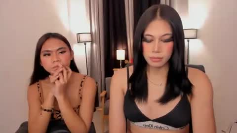 hotlestalinsandra online show from May 14, 1:15 am