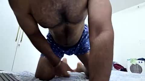 hotm_on_cam online show from July 2, 9:03 am