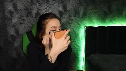 hotmariella online show from January 21, 11:24 am