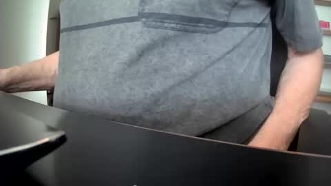 hotmassage50 online show from May 18, 10:54 am