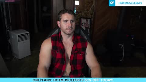 hotmuscles6t9 online show from October 9, 2:28 am