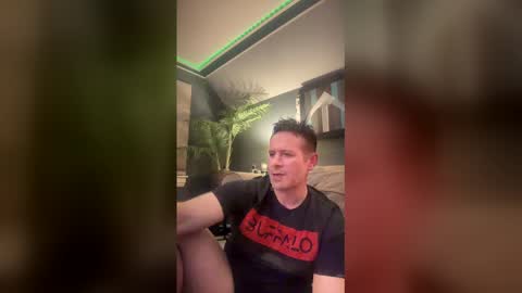 Up2NoGoodX2 online show from January 12, 11:28 am