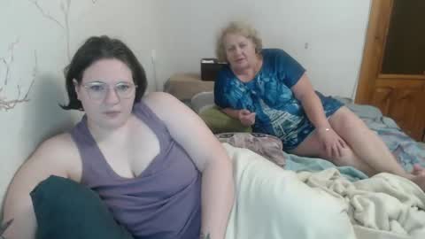Snapshot of hotpanthers chatting on February 19, 8:31 pm hotpanthers online show from February 19, 8:31 pm